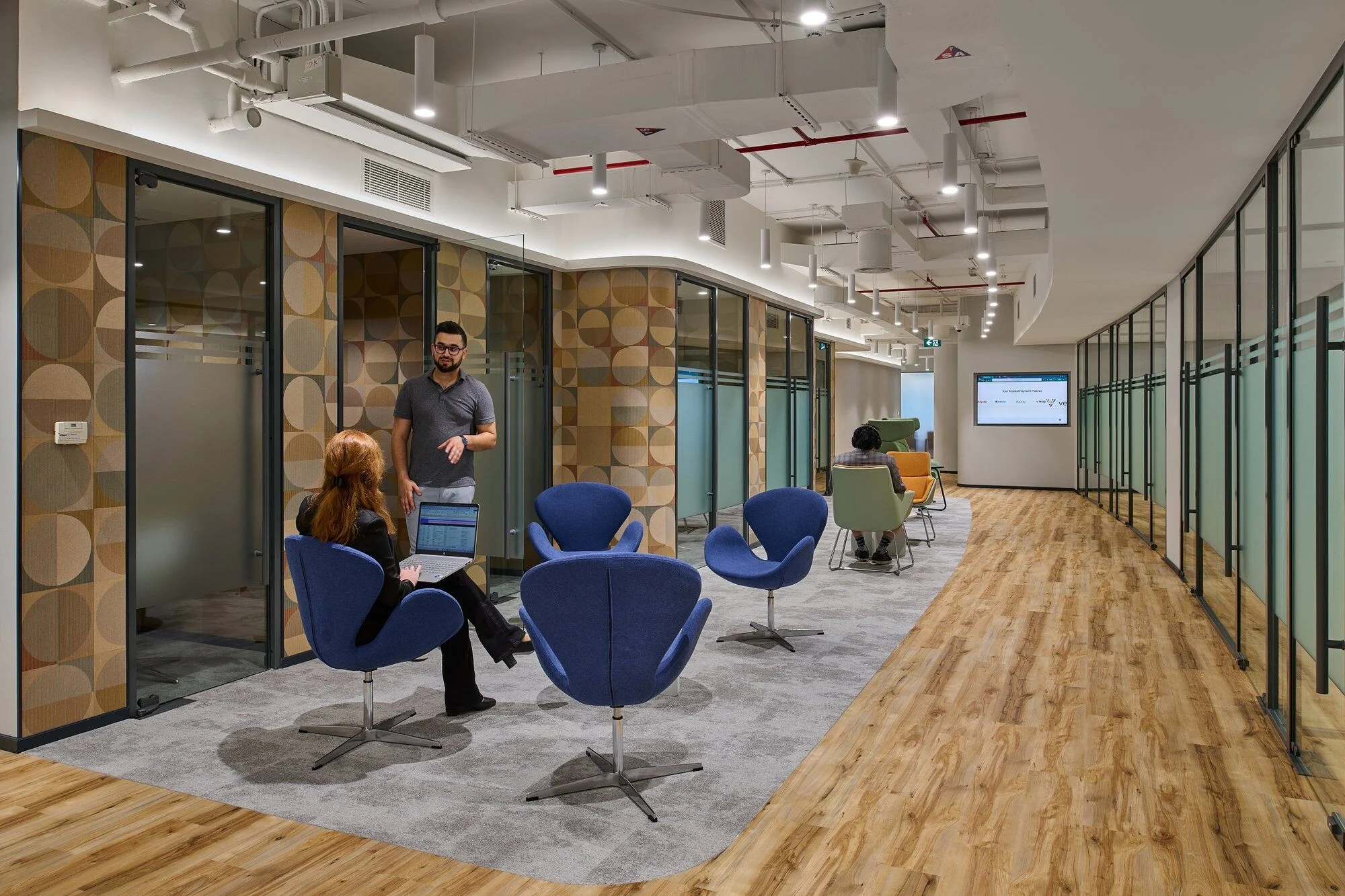 الصفحة الرئيسية 24 office