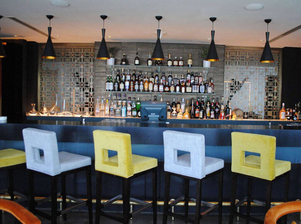 TRE by Roberto Rella restaurant bar interior